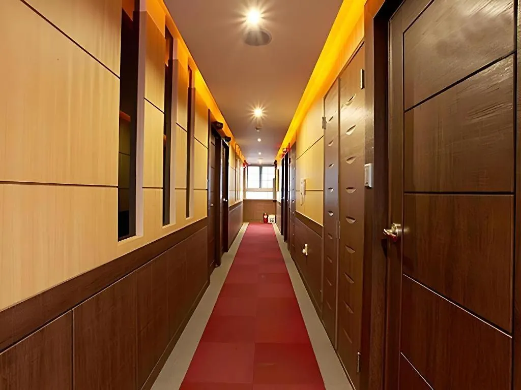 Sinyoung Motel 2*, Seoul South Korea